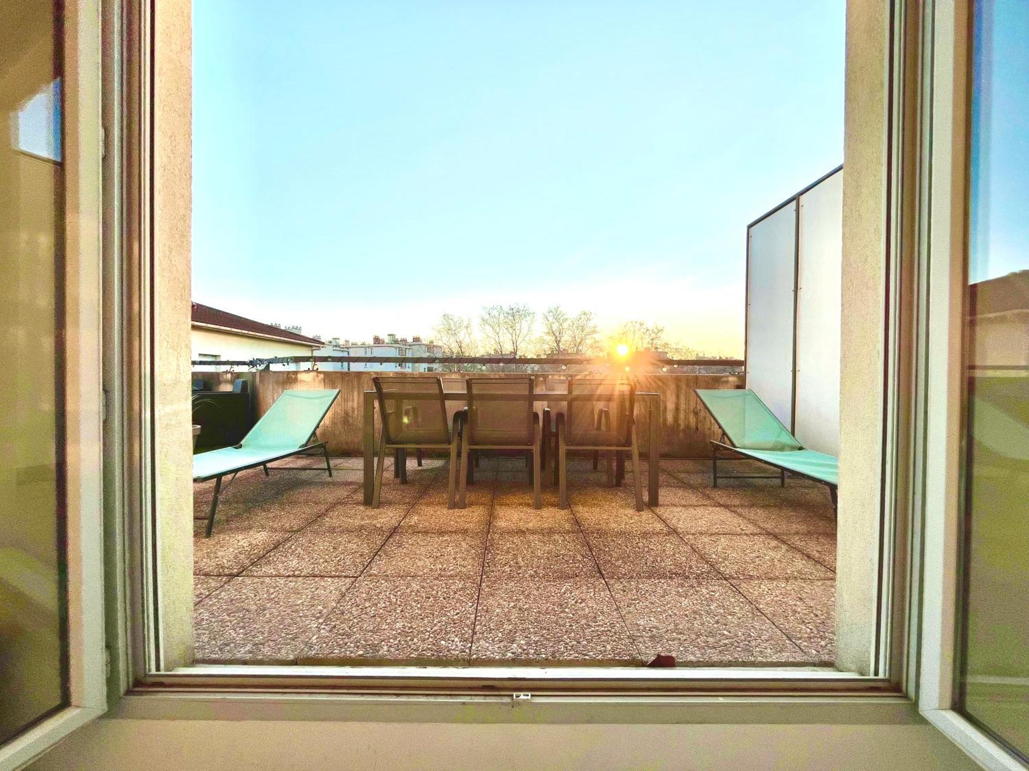 Bngo I Immense Rooftop Lyon I 2 Chambres, 4 Places Parkings, 2 Immenses Terrasses, 8 Personnes Exterior foto